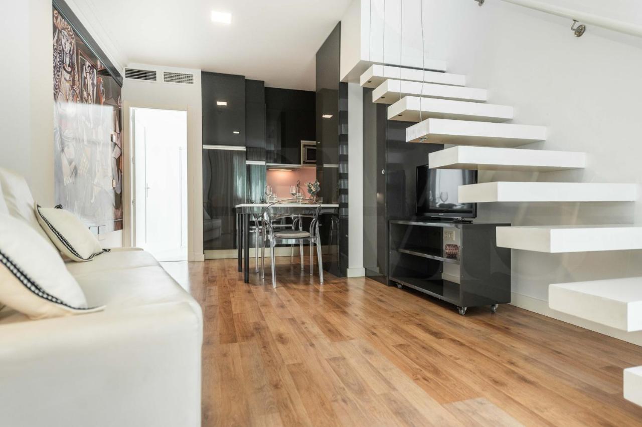 Apartamento Artistic Duplex With Terrace By Picasso Museum By Rems Málaga Exterior foto